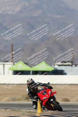 media/Jan-15-2026-Racers Edge (Thu) [[dfebeb70ab]]/3-B Group/Session 1 Turn 15/